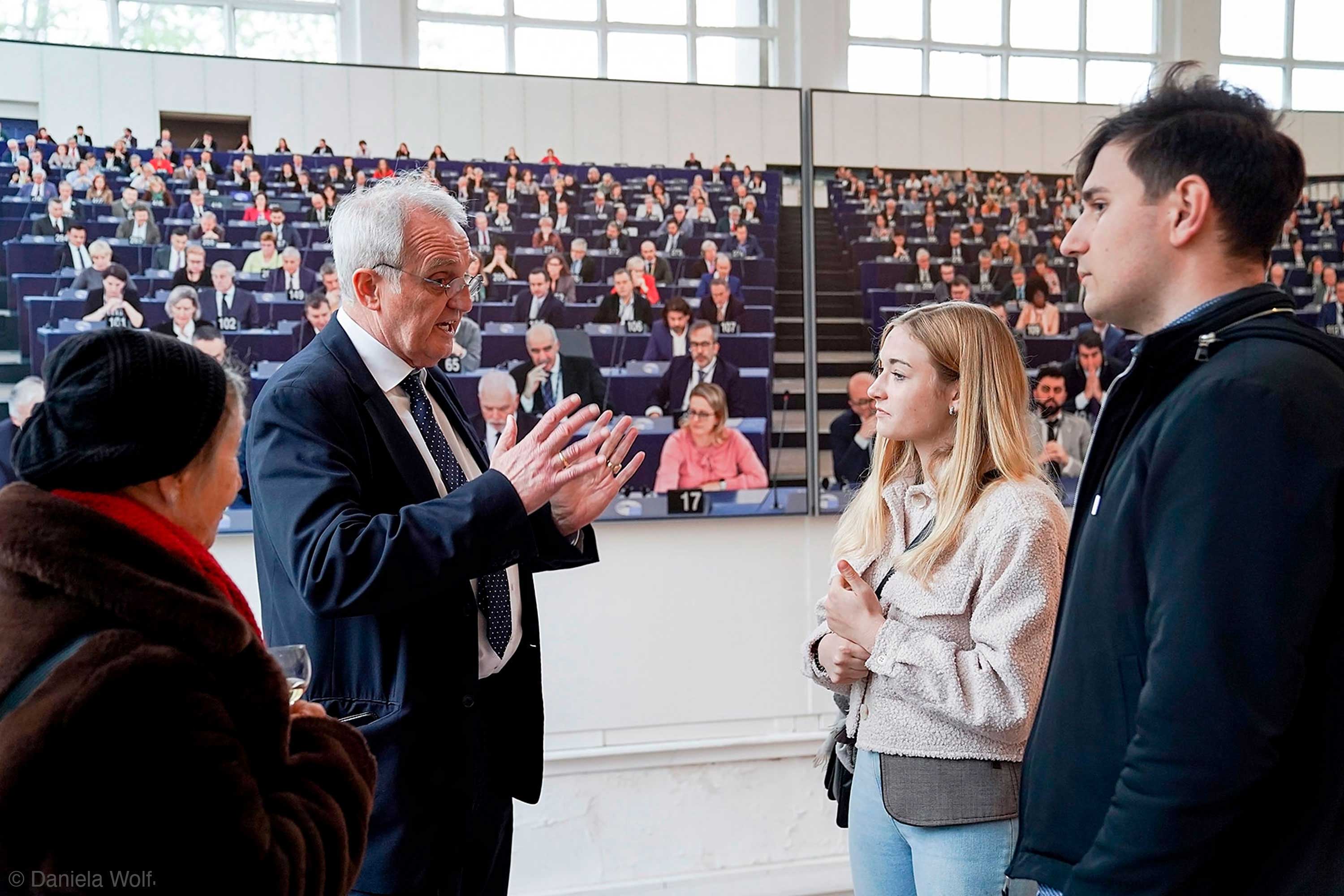 Das Parlament träumt - Ein poetisches Bild des Europäischen Parlaments